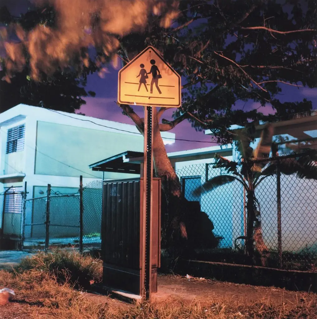 Serie Puerto Nuevo: Sin título (señal de tránsito)